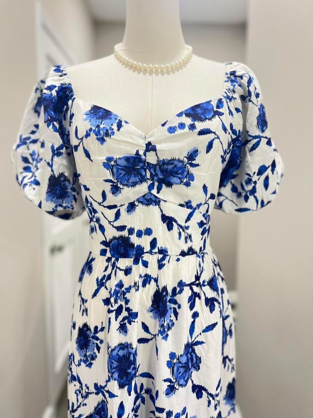 Blue Floral Puff-Sleeve Midi Dress - White & Cobalt Blue